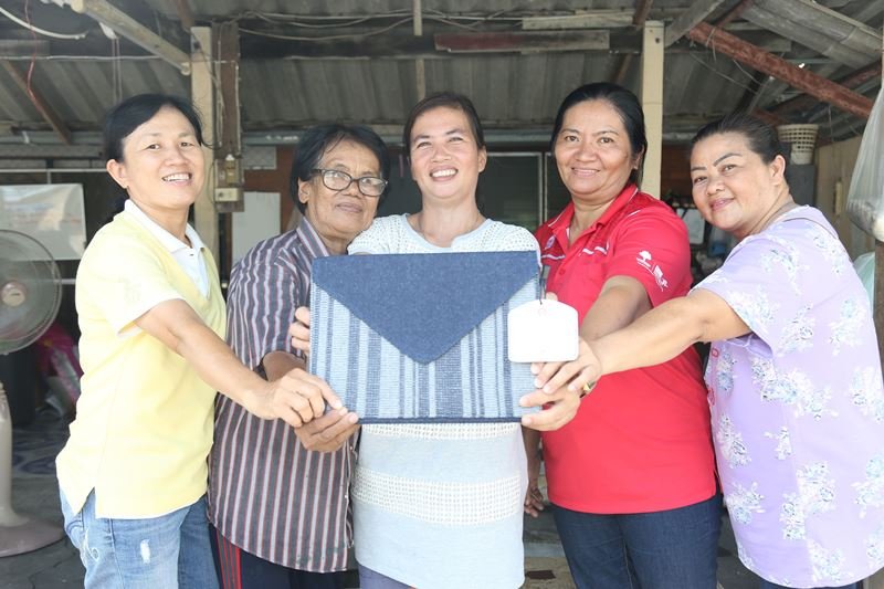 GC Provides Recycled PE iPad Cases Woven by Two Rayong Communities as Souvenirs for 2019 ASEAN Summit